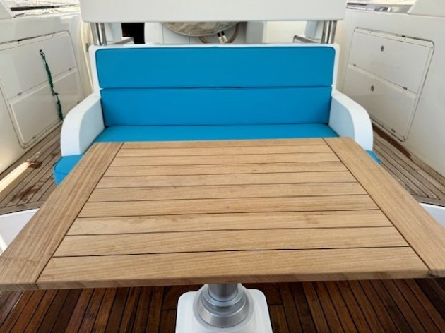 Piano Tavolo in legno di Iroko massello per imbarcazioni